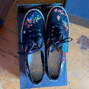 Keds lace-up espadrilles, size 8.